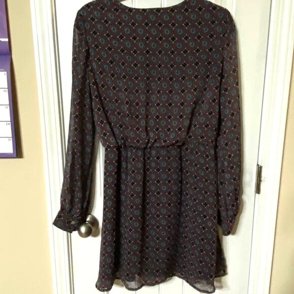 OLSENBOYE Dress Size Large Blue  Red Geometric Print V-Neck Long Sleeve Lined - Picture 9 of 11